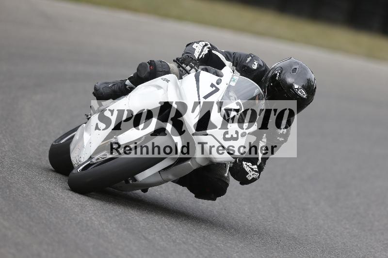 /37 09.08.2026  Pluess Motosport ADR/Freies Fahren/723
